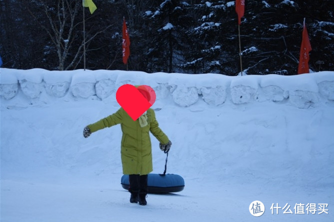 这个棉靴也太适合出门滑雪去穿了！超级保暖厚实，并且行动轻快。