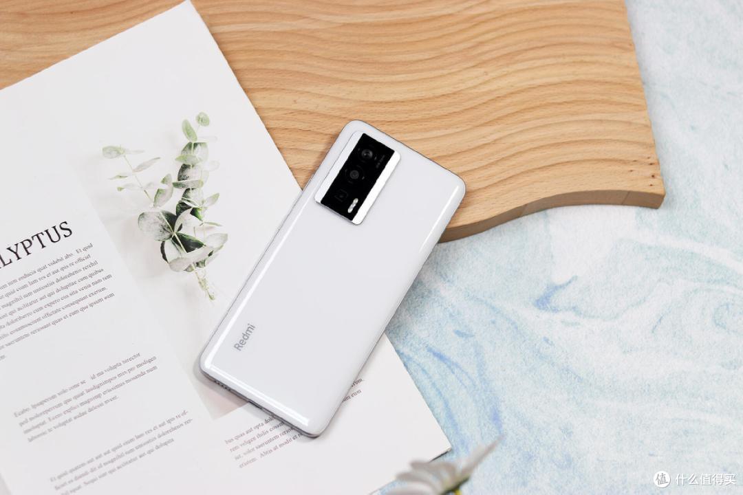 都是骁龙8+手机,Redmi K60碰上iQOO Neo7竞速版,这3点要注意
