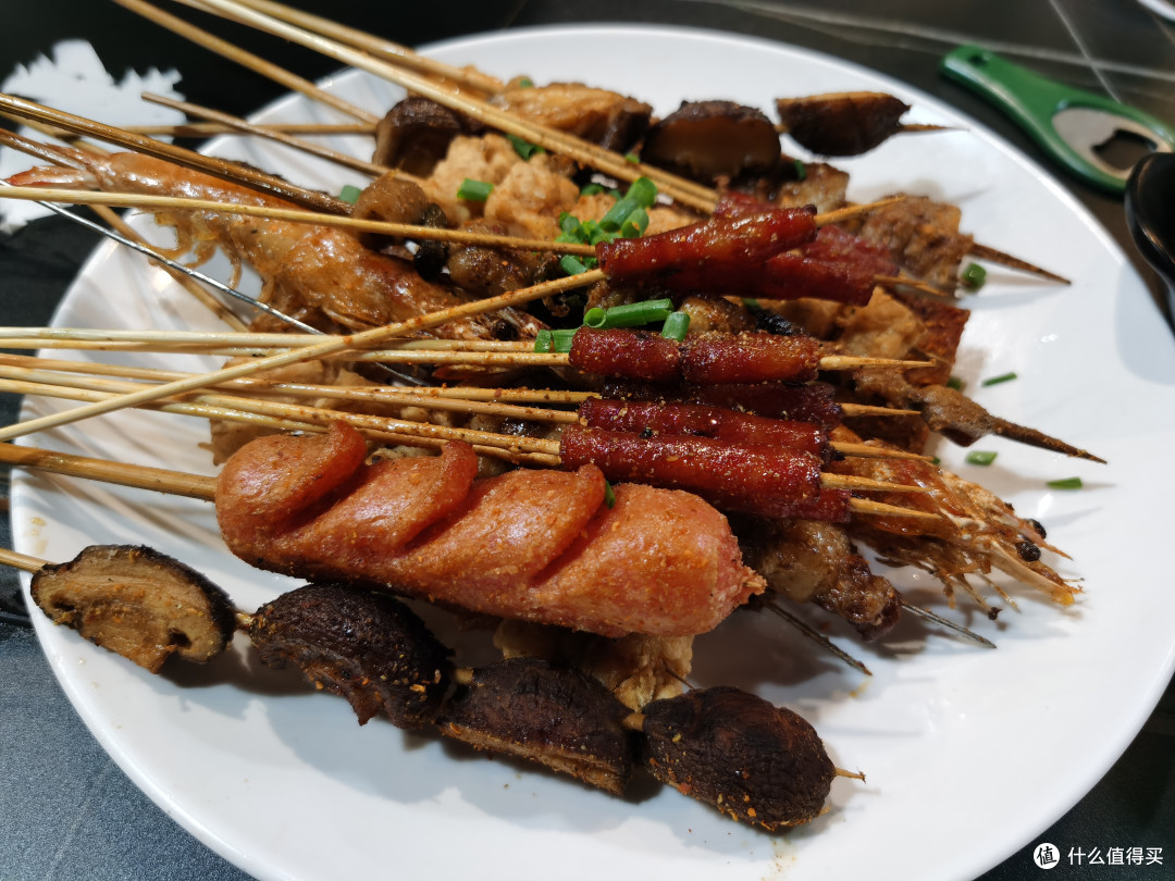 台州丨先炸后烤的三中烧烤店,铁板大茄子食欲满满,夜宵就来这吃!