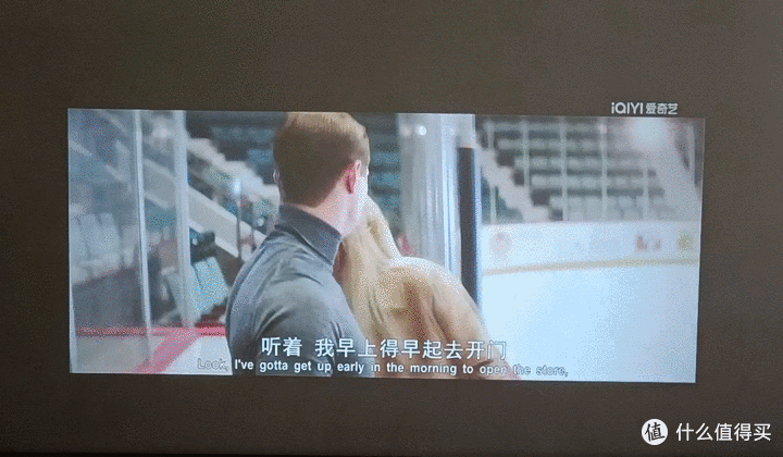 千元投影仪怎么选?光元素A1与小明Q2 Pro对比评测