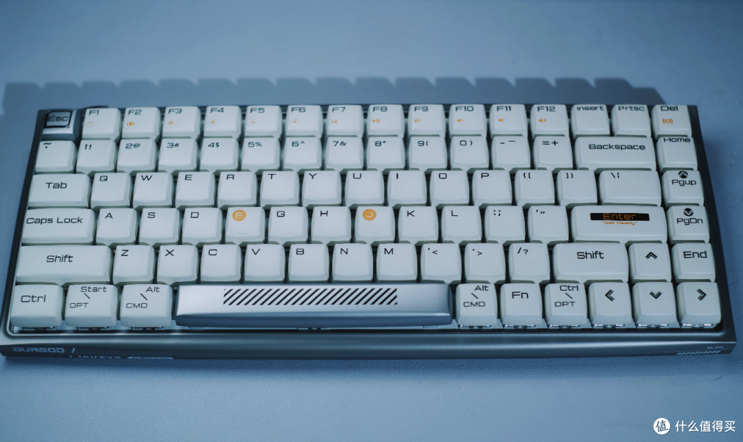 杜伽Hi Keys键盘体验:简约复古风设计,多设备无忧兼容