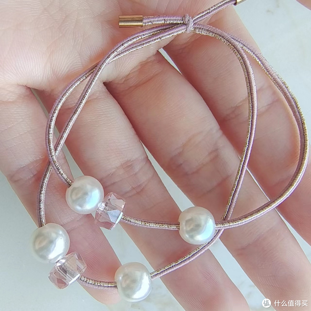 微微有话说 篇一百七十九:谁不想拥有这个漂亮百搭的珍珠发绳呢