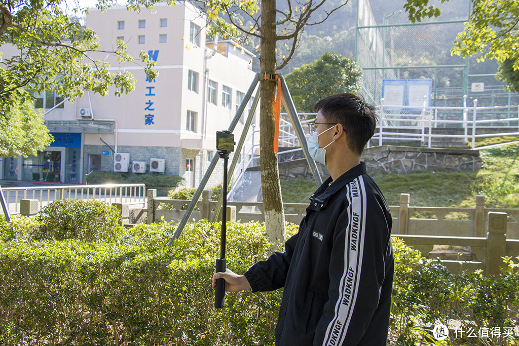 不同角度看世界:TELESIN泰迅全能充电自拍杆评测