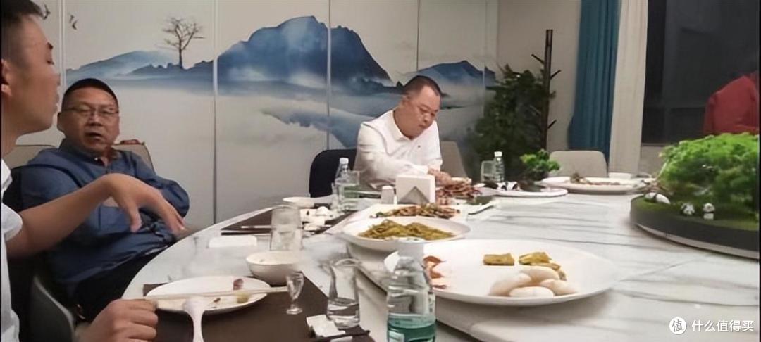 春节聚会时要注意，有些行为不能做，不然丢了脸面，吃亏的还是你