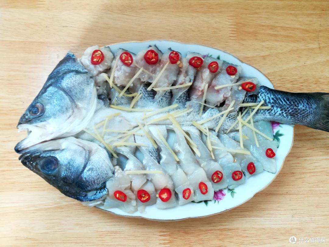 80后妈妈蒸的鱼，在朋友圈火了，邻居：没有对比就没有伤害