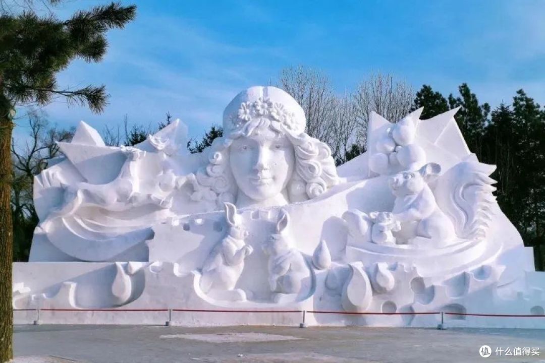 一下雪,全中国能比她还好玩的地方就没几个了