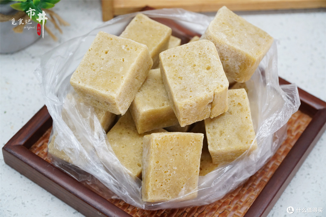 做冻豆腐,直接放冰箱里冻可不行,教你一招,蜂窝多,不碎有弹性