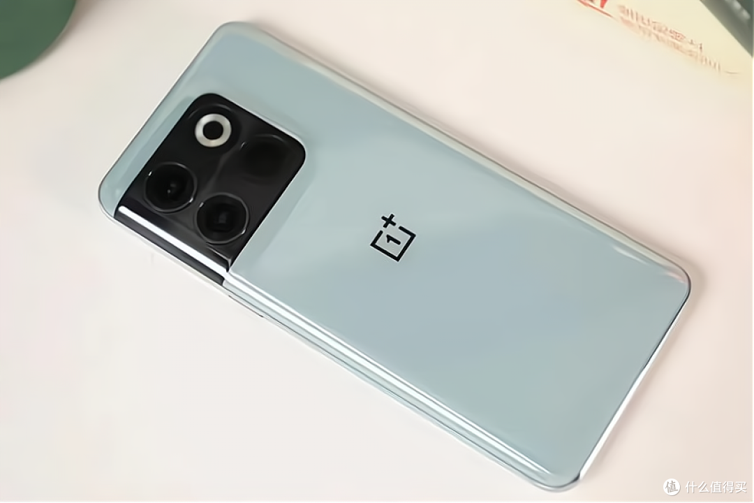OPPO太猛了:16GB+512GB跌至3759元,骁龙8+、150W闪充