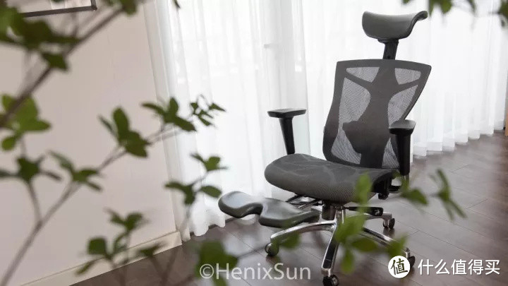 可能是2000元内最具性价比的全能椅子——西昊V1人体工学椅评测
