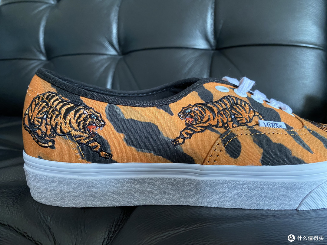 抓住虎年的尾巴，Vans Authentic板鞋