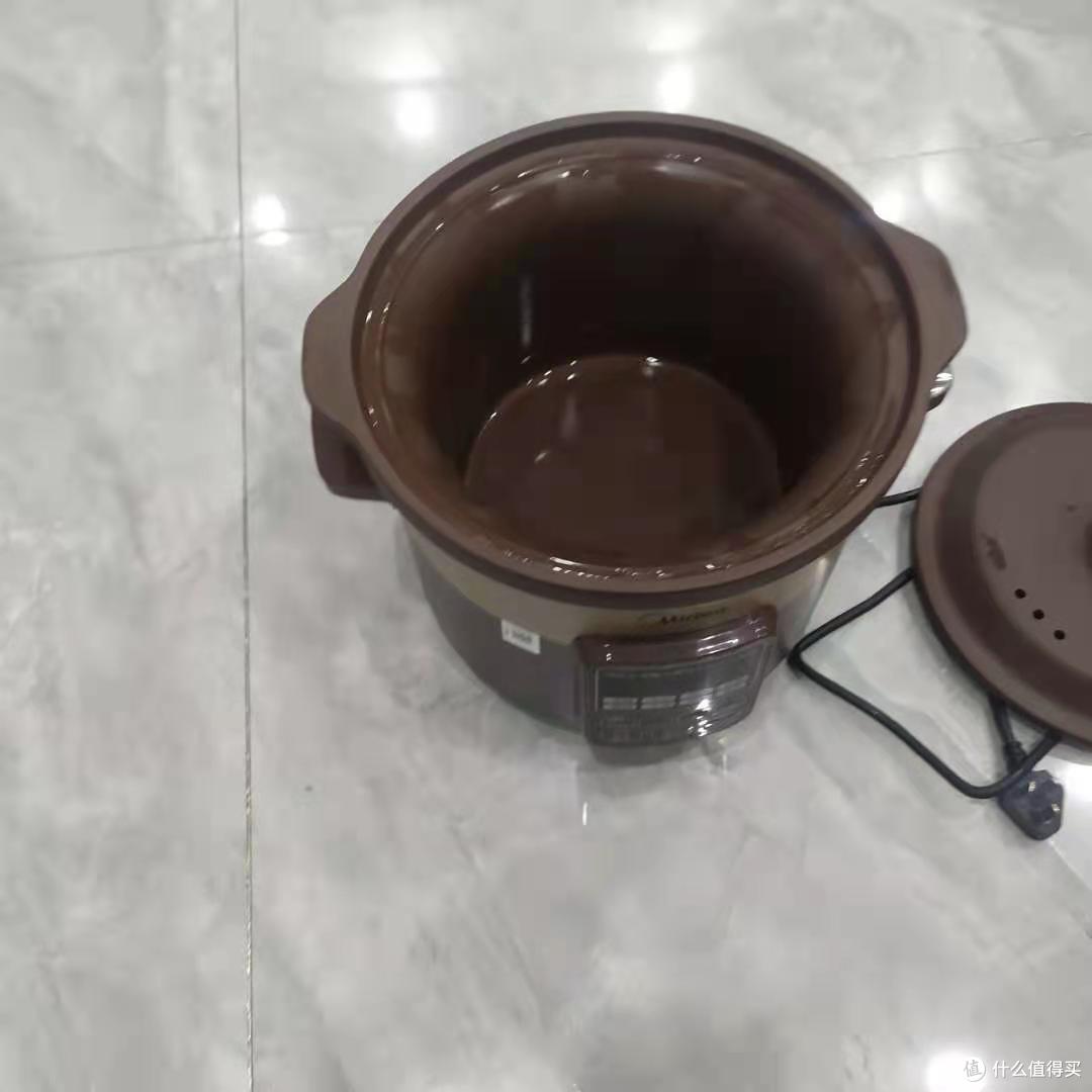 过年买款紫砂锅,美味食物香喷喷!