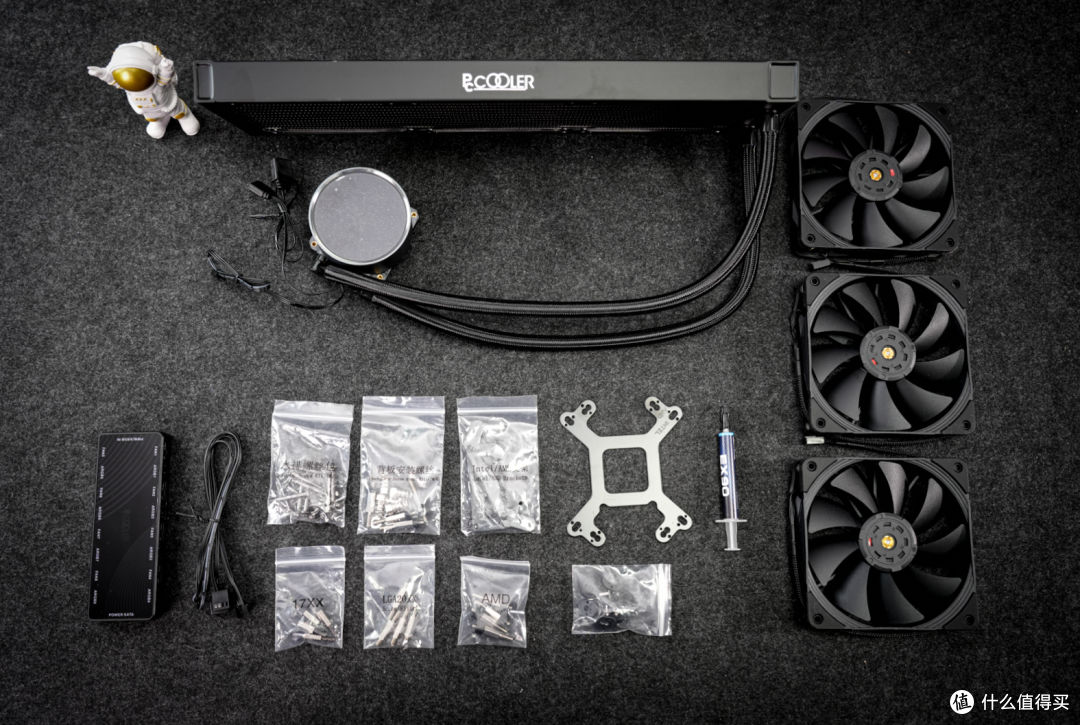 开年就推水冷旗舰？高性能增压风扇加持，超频三PD360上手实测