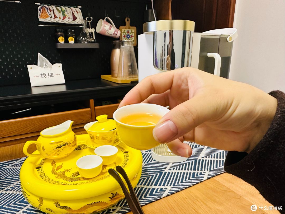 洗米都用矿泉水！家里泉矿泉机带我实现矿泉水自由~