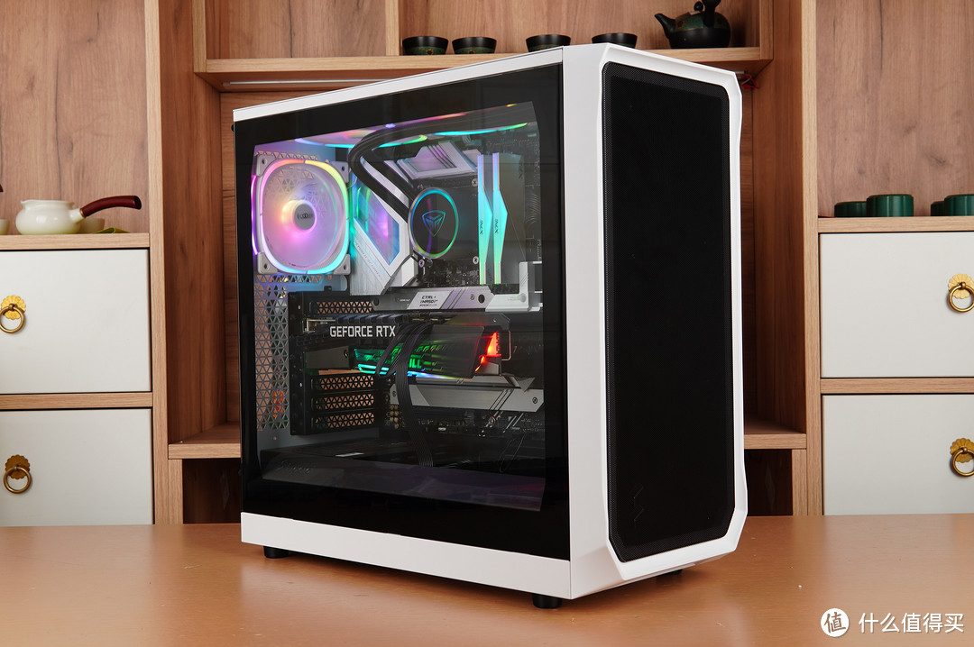 250W的13代酷睿i7-13700K成功压制,超频三PD360一体水冷测试