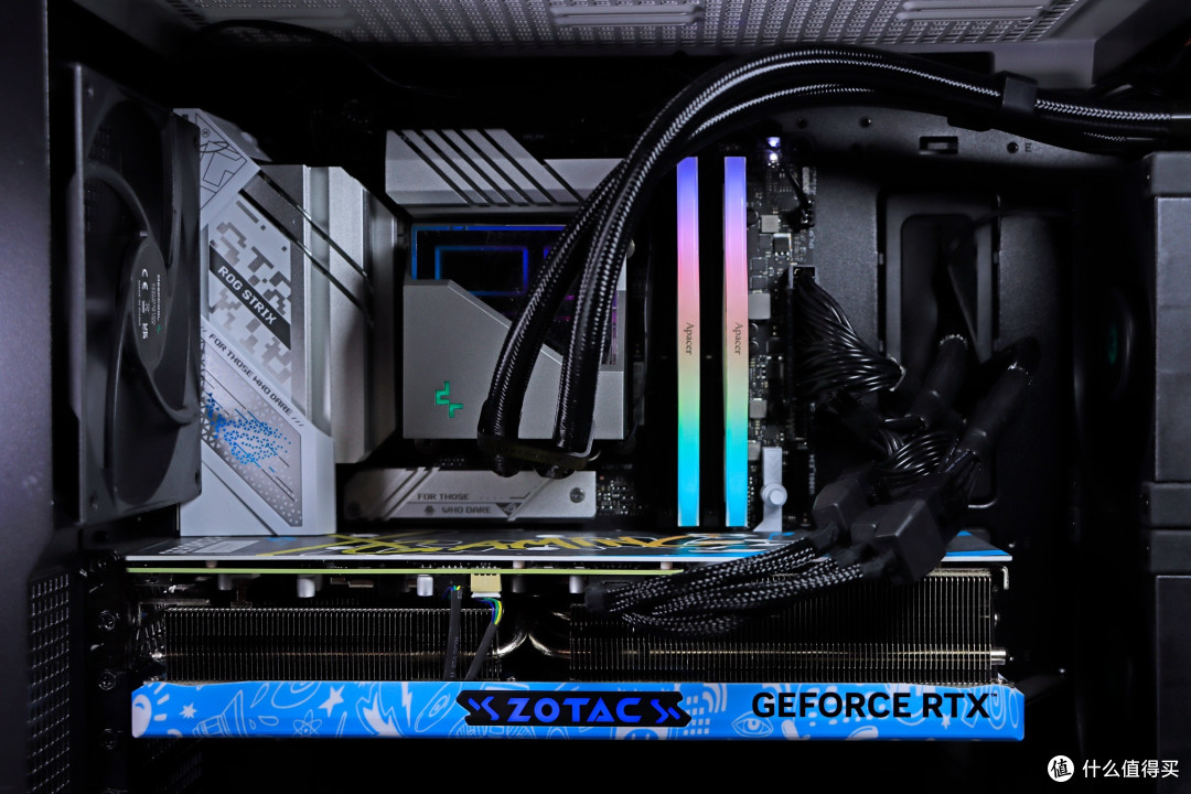 宇瞻暗黑女神 RGB DDR4 3600 16G*2,可不仅仅是漂亮,也有非常出色的性能!