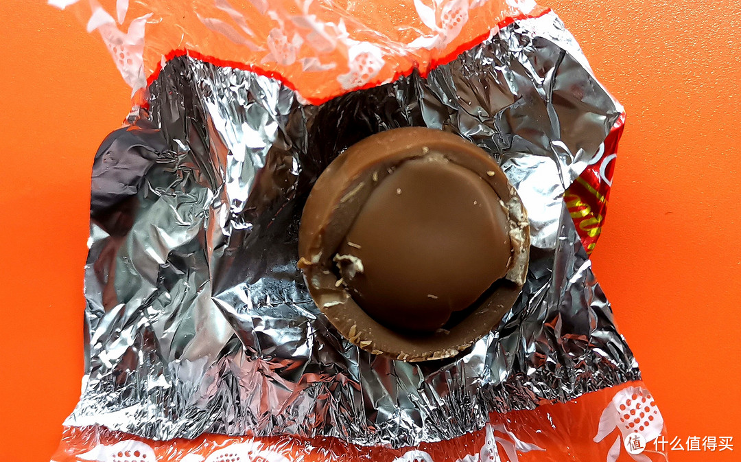 年货采购清单：瑞士莲 - 夹心巧克力球 ，根本停不下来！