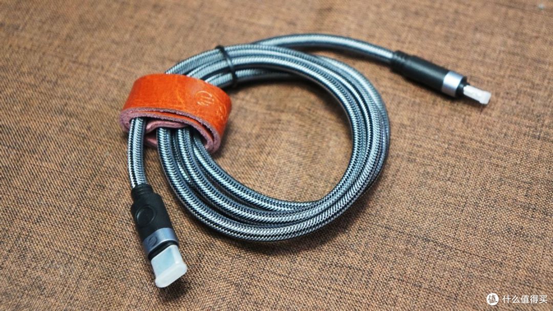 备齐数码年货,为笔记本、雷电主机和iPhone 13准备的奥睿科配件