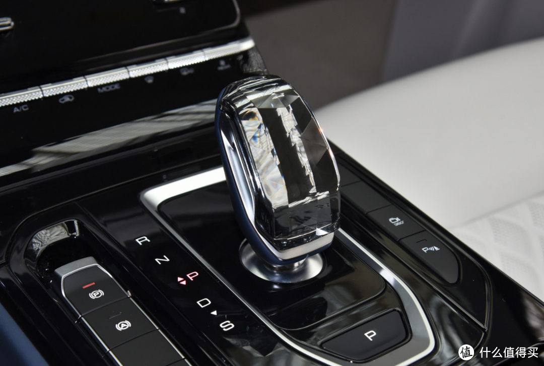 五菱凯捷混动铂金版，能否以10多万价格，带来高品质用车体验？