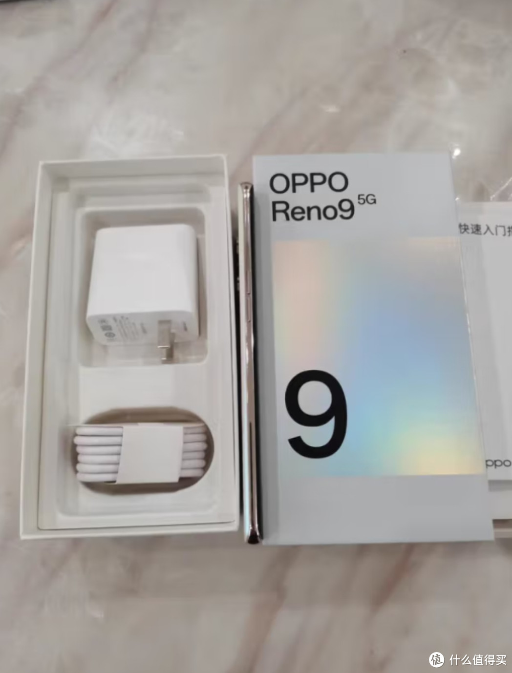 OPPO Reno9 8GB+256GB 微醺 6400万水光人像镜头 120Hz OLED超清曲面屏 4500mAh大电池 7.19mm轻薄 5G手机