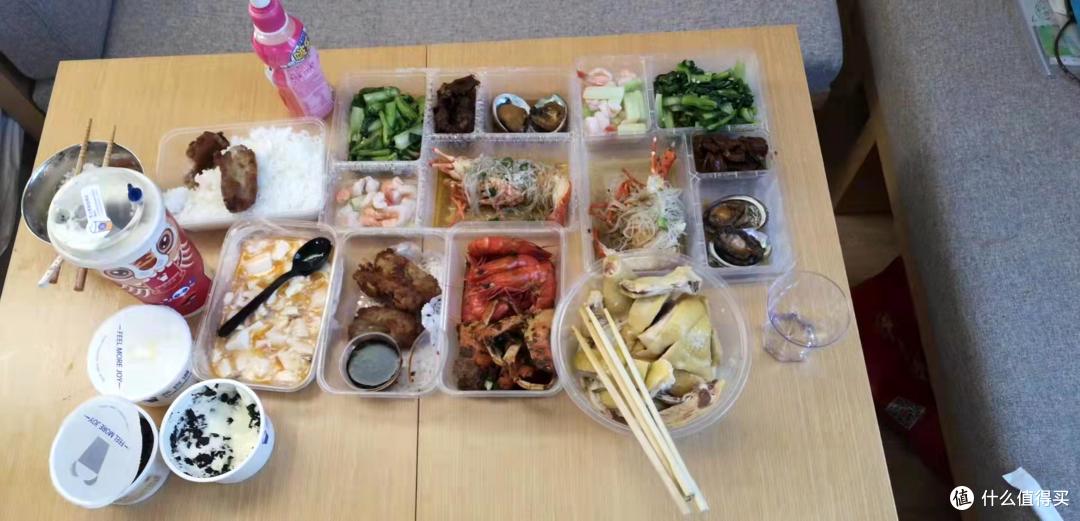 各地网友晒年夜饭，南北方差异大，你喜欢哪里的年夜饭？