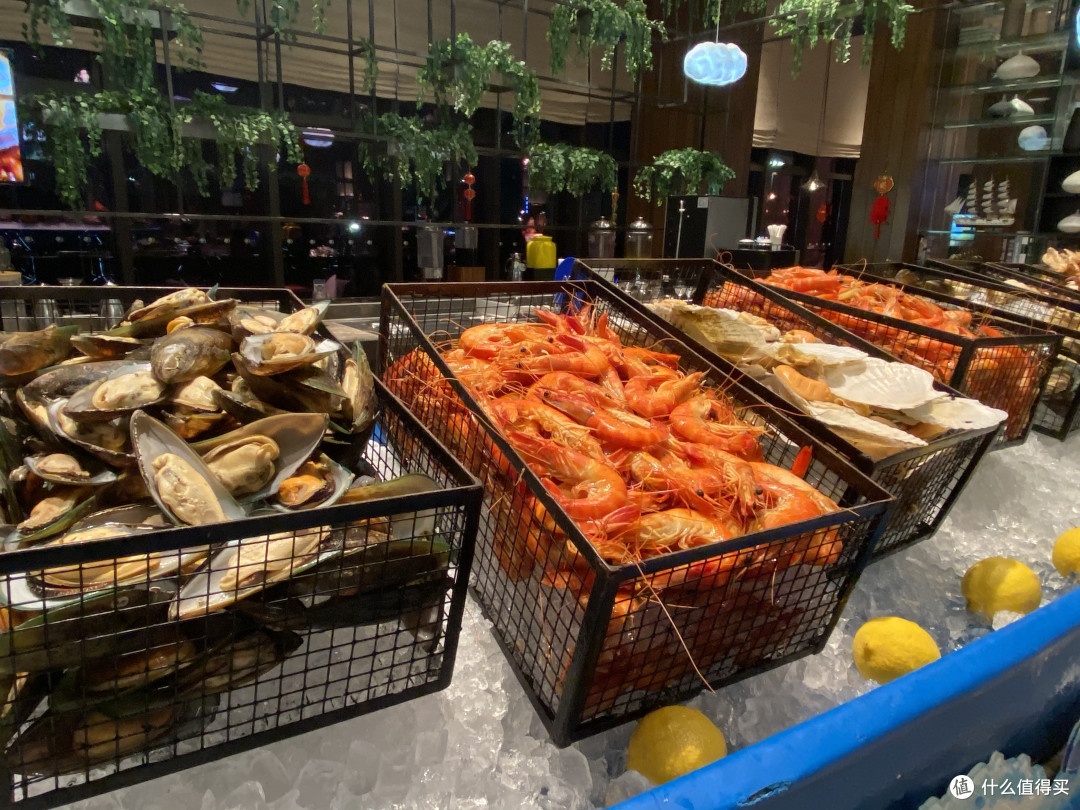 回家过年前吃顿好的,两人五折的海鲜自助餐【龙华希尔顿逸林酒店自助晚餐】