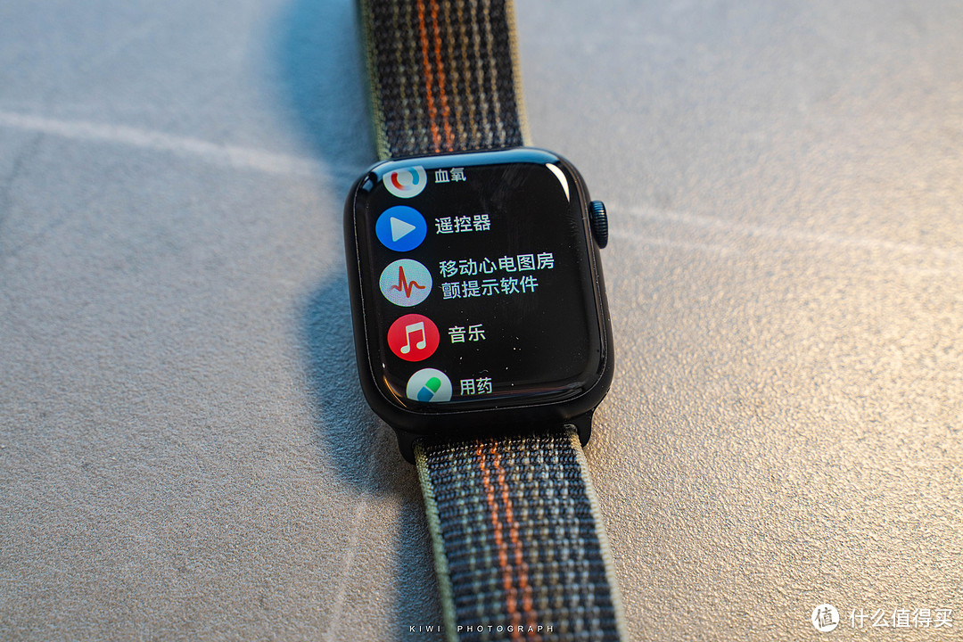 时隔5年又升级了新的Apple Watch Series 8