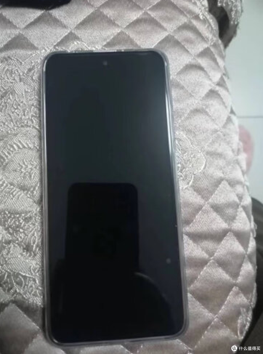 144Hz高刷新率，天玑8100处理器，红米真的“狠”
