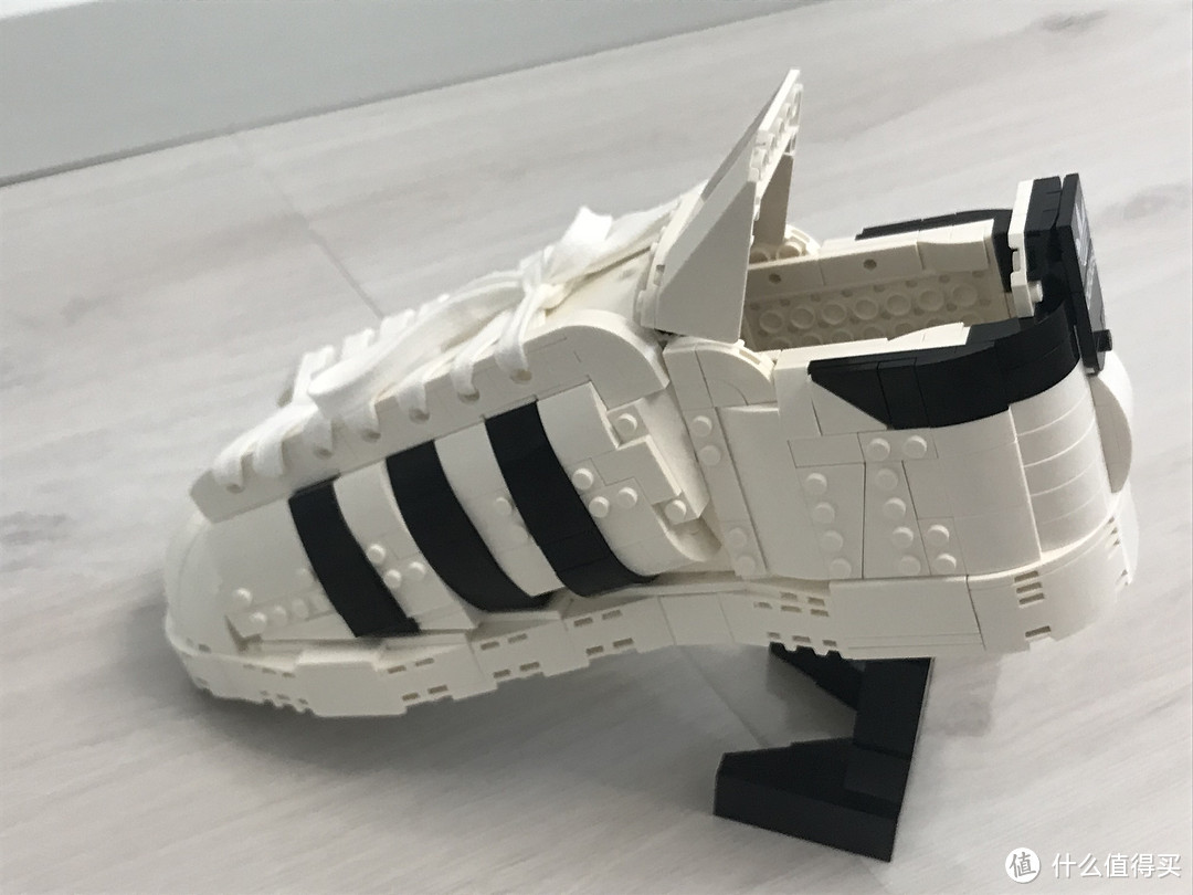 不是真鞋，胜似真鞋？——LEGO创意百变高手10282阿迪达斯超级巨星评测！