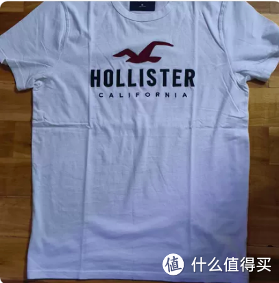 Hollister经典款Logo图案短袖T恤