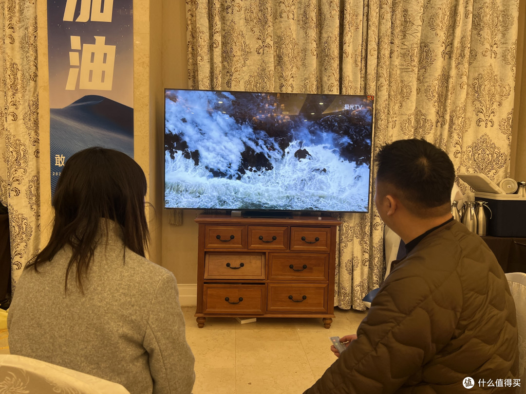 为什么电视越大越好?未来电视的核心发展方向:大屏幕➕极致音画