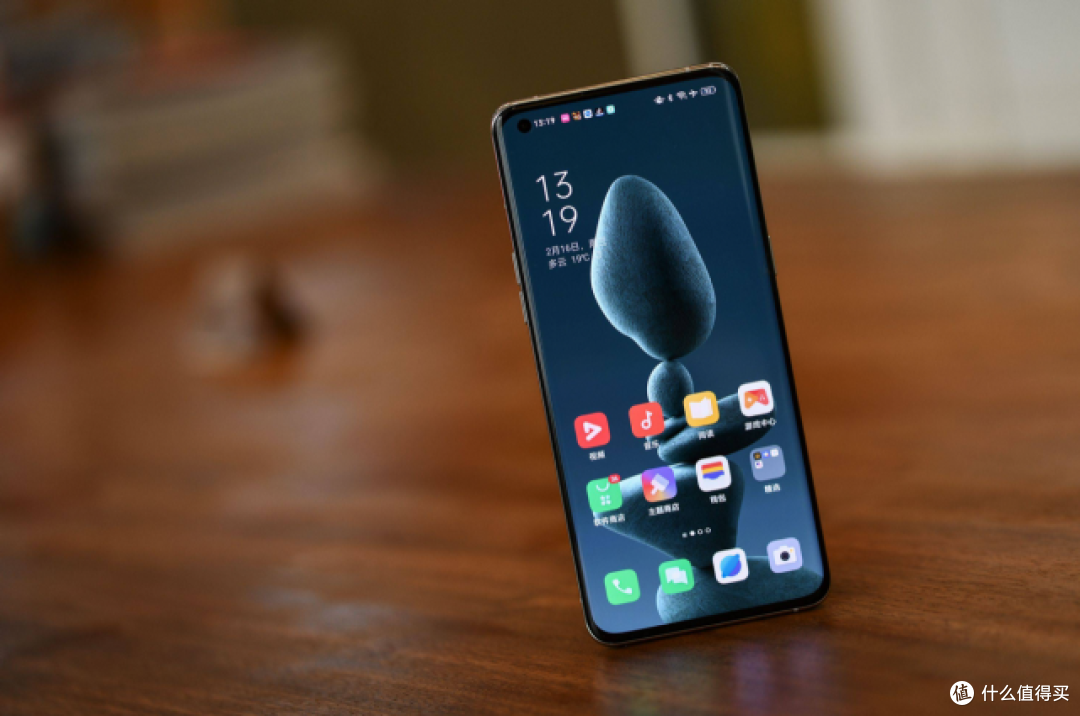 OPPO Find X6将发:配置全面!哈苏影像的Find X5降至2799元让路!