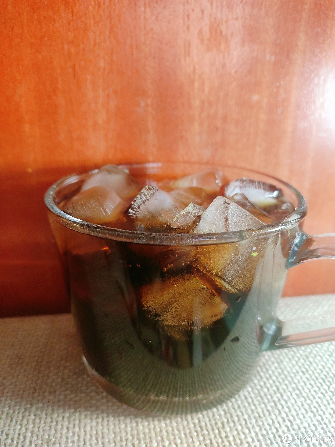 冬天喝冰镇黑茶，我是不是有点任性啊