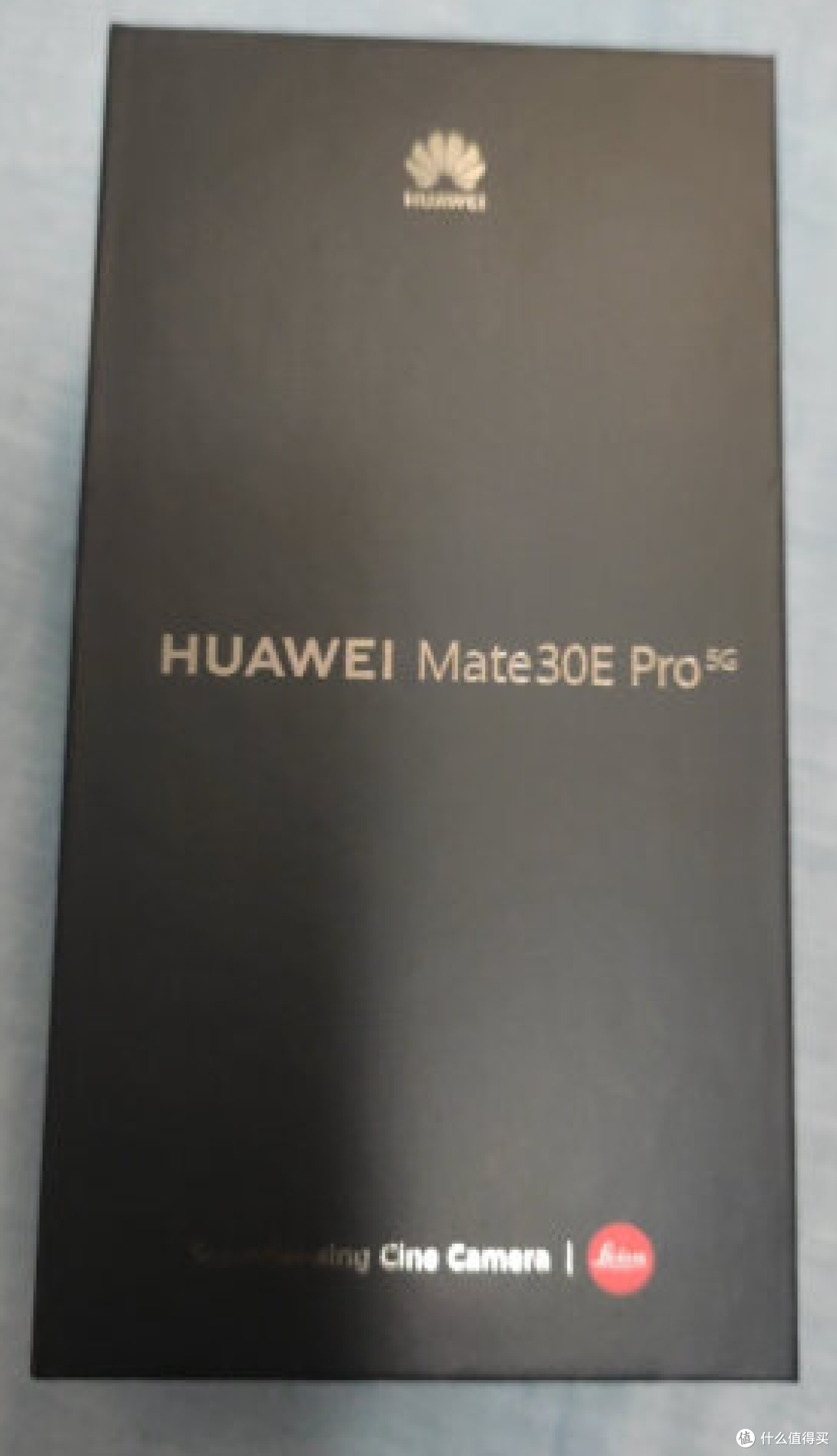 华为Mate30E Pro,麒麟5G芯片,搭配鸿蒙系统