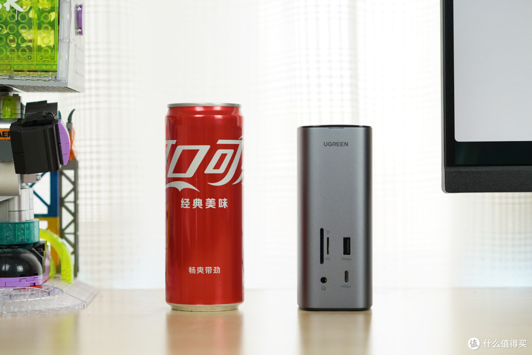 强力推荐 | 花不到一半的钱平替Caldigit TS4 ,绿联新款12合1拓展坞真给力!