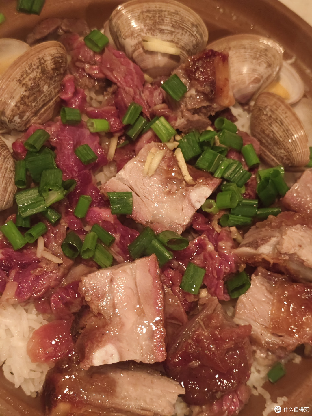 在家做牛肉腊味海鲜煲仔饭