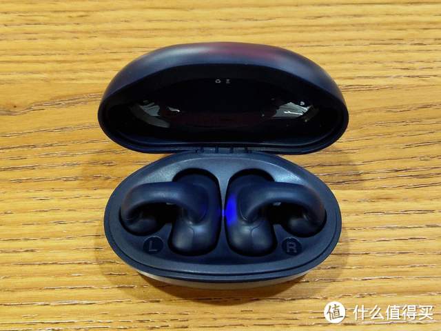 新颖的佩戴方式,开启了sanag塞那Z50S PRO耳夹式蓝牙耳机独特体验