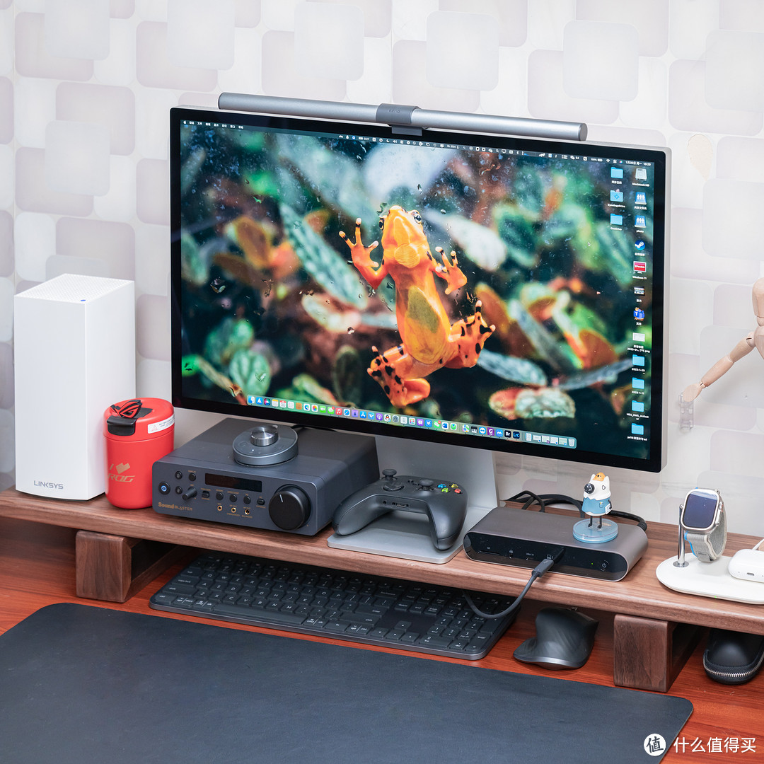Apple Studio Display 桌面搭建指南：显示器 / 创新 X5 外置声卡 / 贝尔金雷电 4 拓展坞 / 声荟 Q5 音响