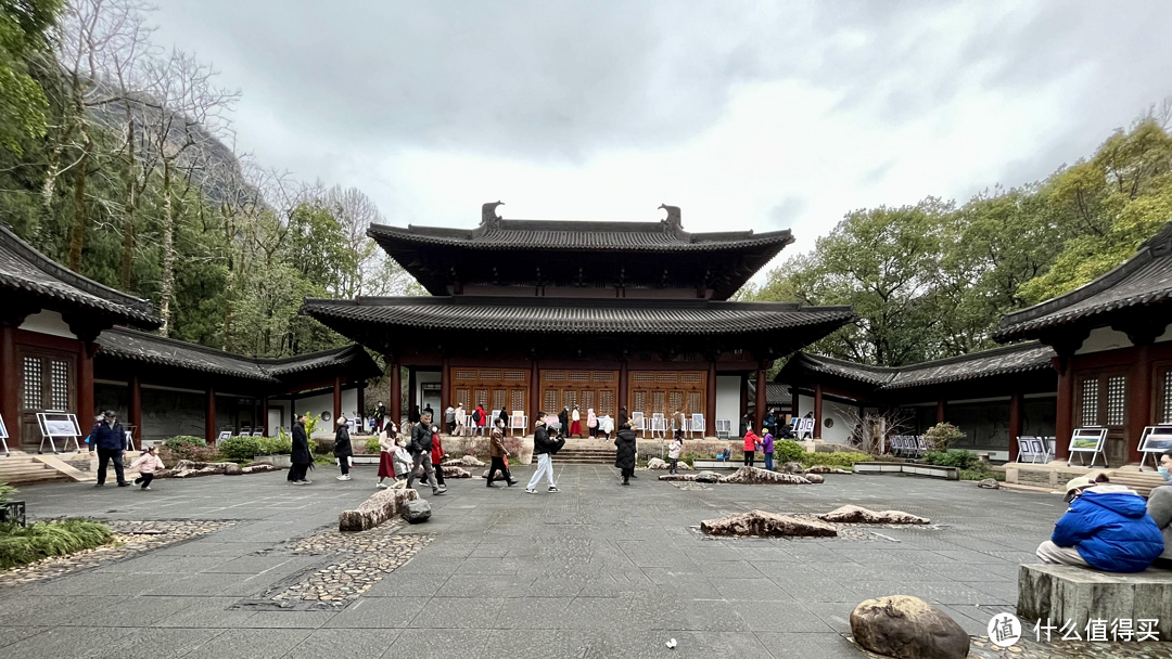 人从众的免票武夷山玩几天适合？