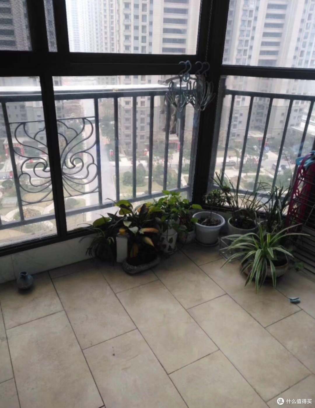参观90㎡两室两厅恒大精装房,晒晒入住2年的效果,比想象中温馨好看