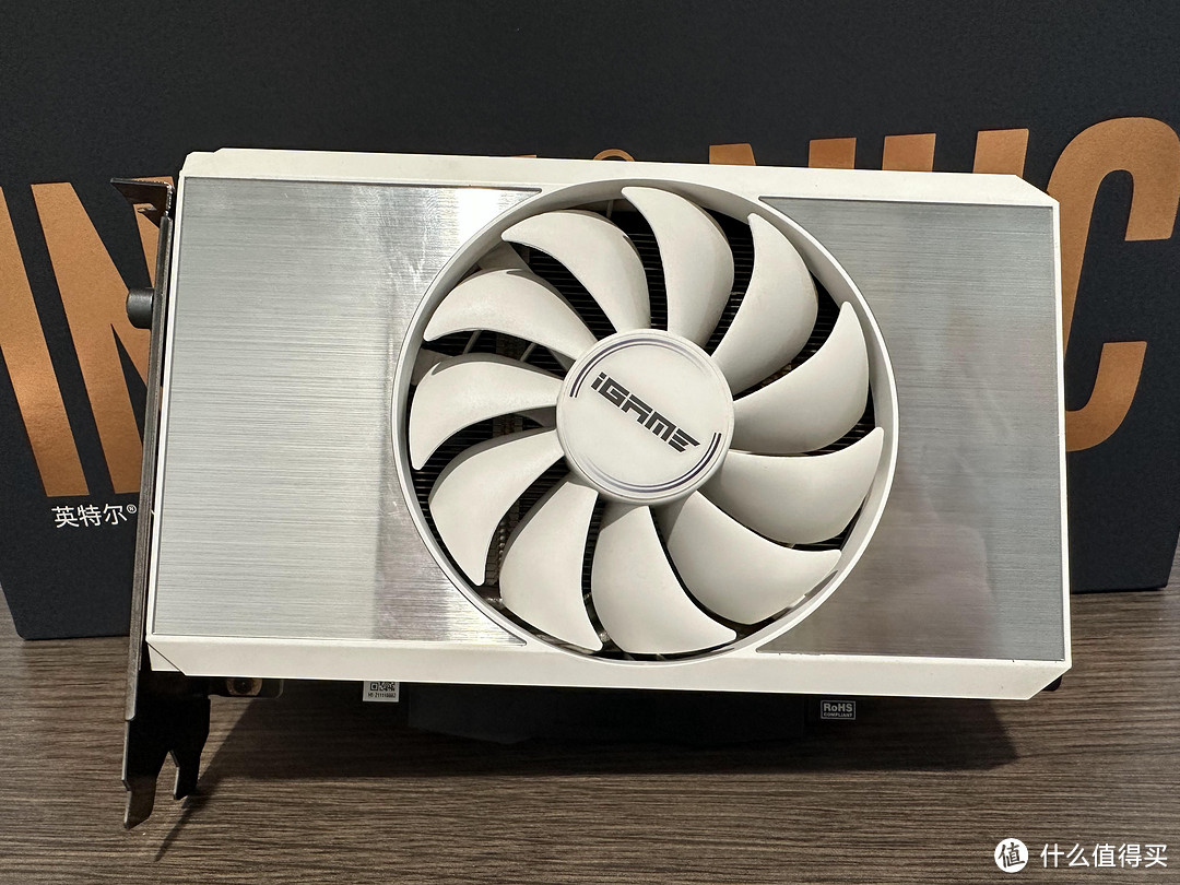 可以放进包里的小钢炮 i9 3060TI
