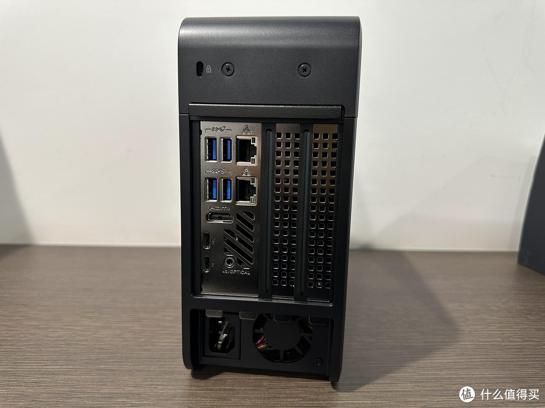 可以放进包里的小钢炮 i9 3060TI
