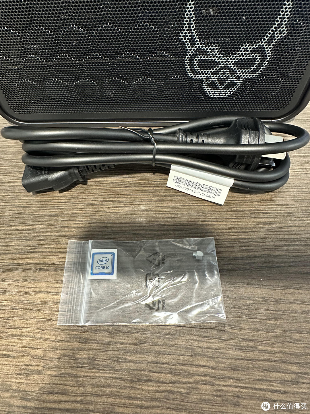 可以放进包里的小钢炮 i9 3060TI