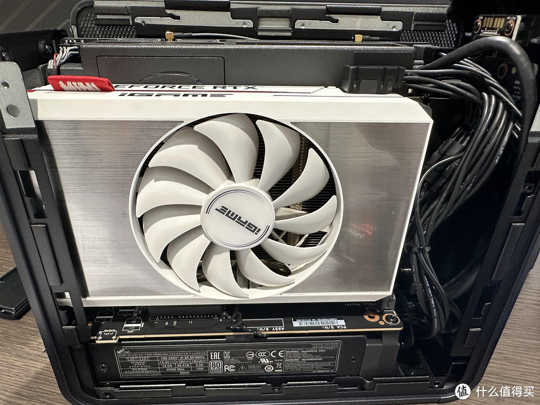 可以放进包里的小钢炮 i9 3060TI