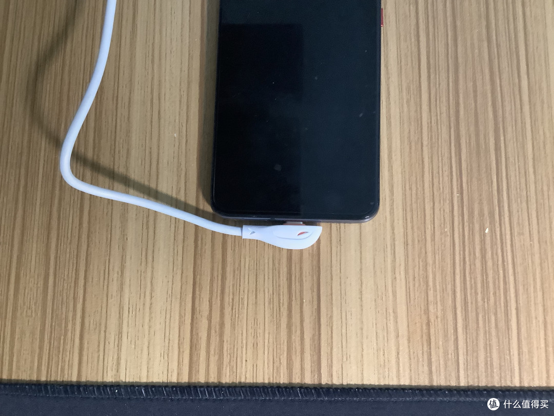 惠寻 Type-C弯头TPE注塑软胶数据线分享