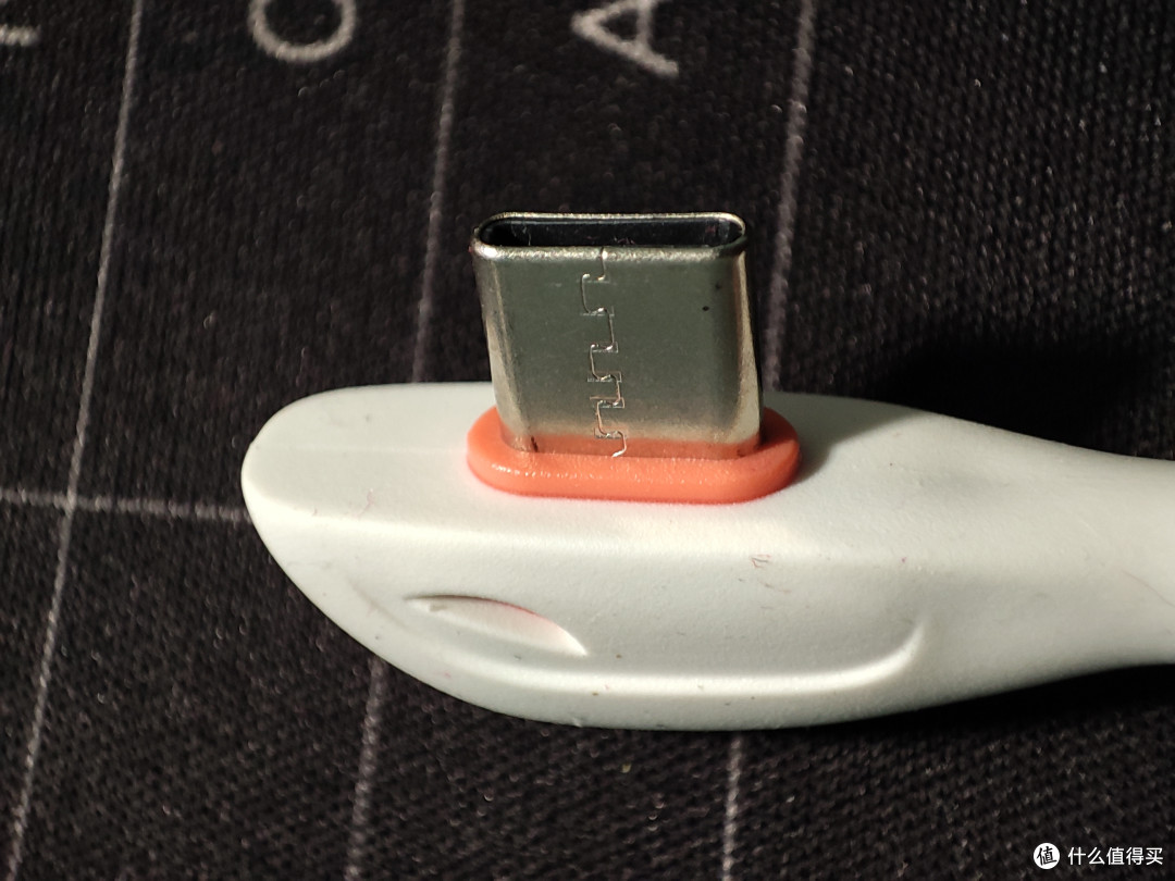 惠寻 Type-C弯头TPE注塑软胶数据线分享