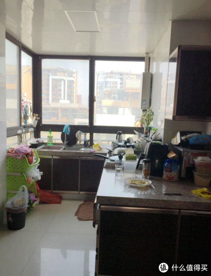 这套中式顶楼大跃层太美了,装修古典大气,二楼的大露台令人神往