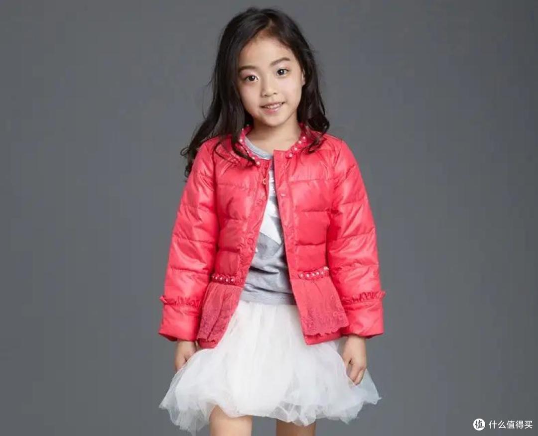 可爱与保暖并重的羽绒服,让你的孩子温暖过冬