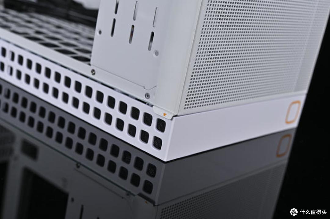 紧凑ATX中塔——华擎 Z790 LiveMixer+几何未来M4 亚瑟王装机展示