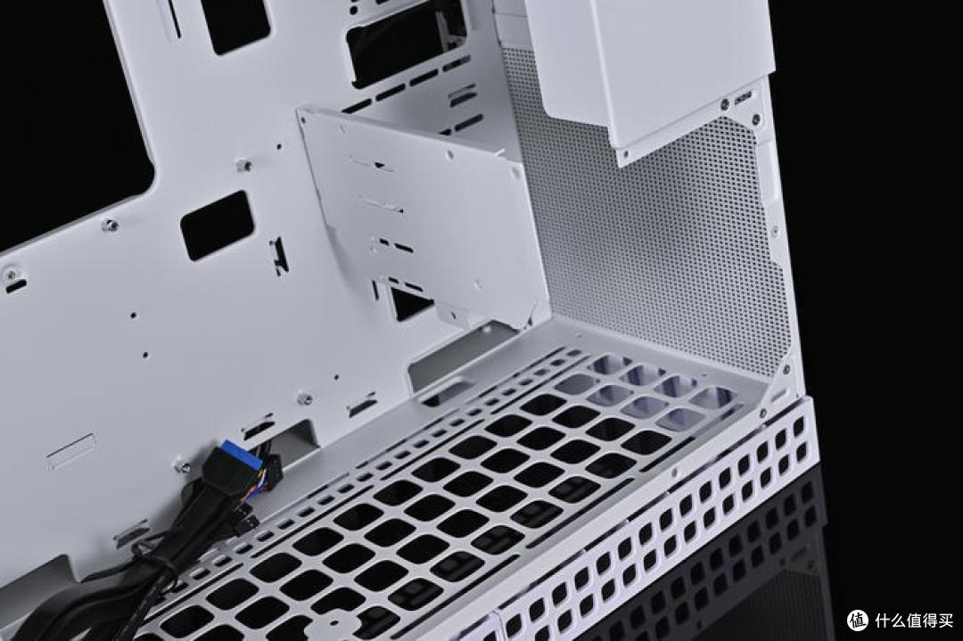 紧凑ATX中塔——华擎 Z790 LiveMixer+几何未来M4 亚瑟王装机展示