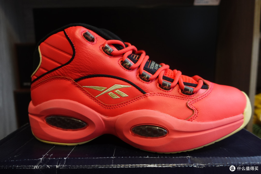 眼前一亮 reebok question hot ones联名 开箱_篮球鞋_什么值得买